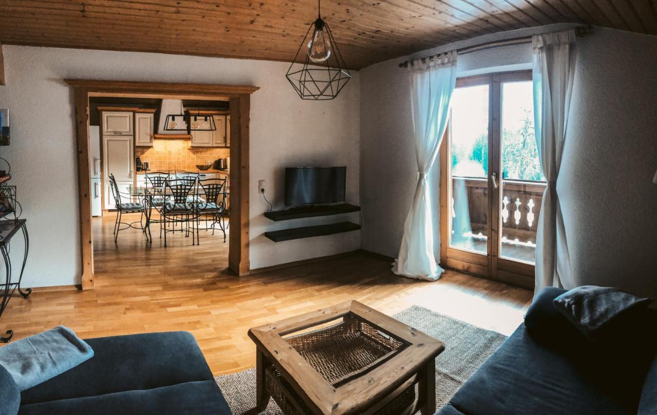 Kuhlinarik Apartment Prama Eksteriør billede